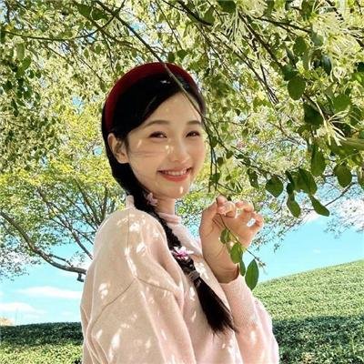 两个爱人和一只熊